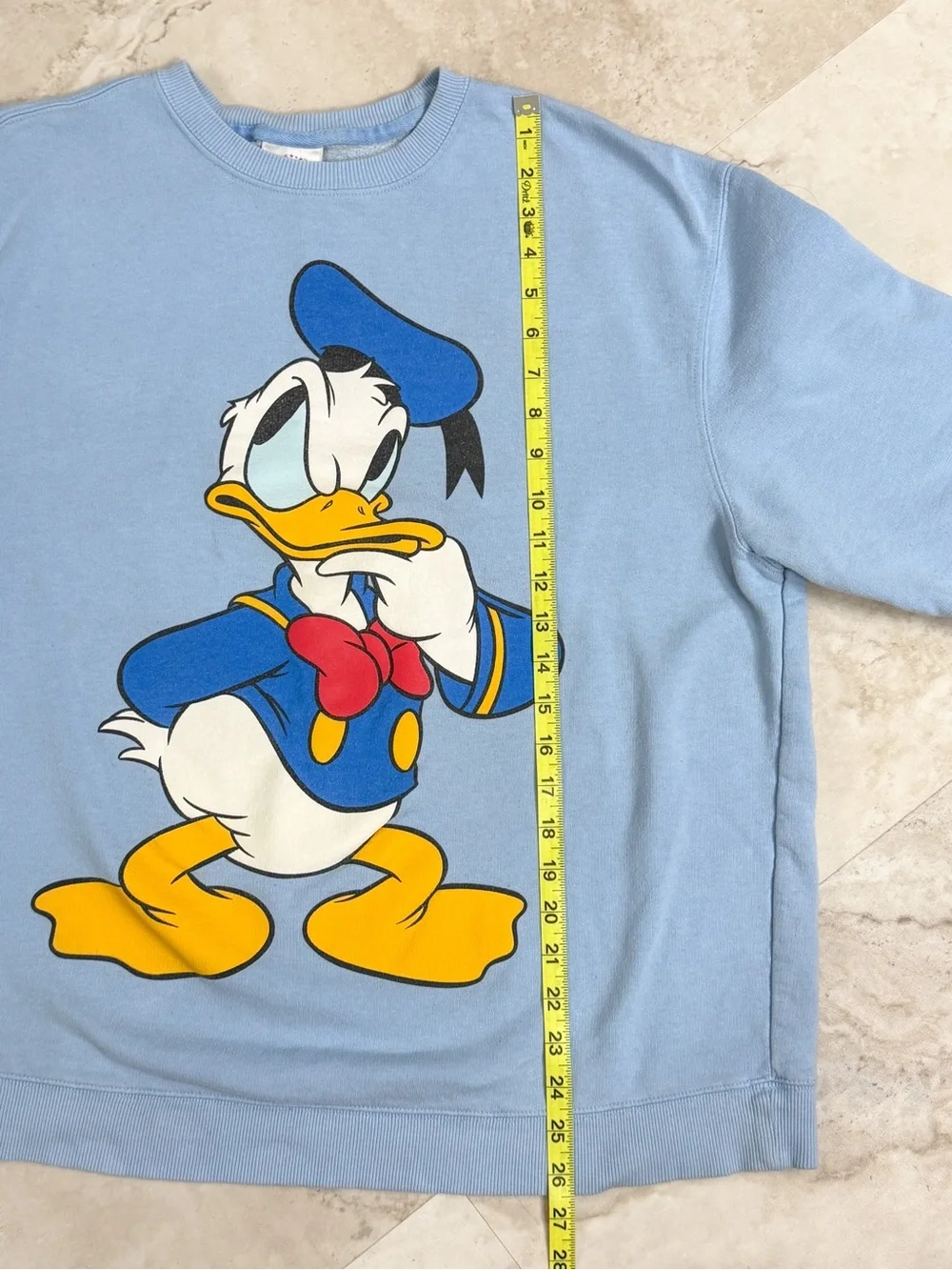 Vintage Disney Store Donald Duck Sweatshirt XL 90s Graphic Crewneck Blue